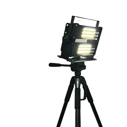 Tripod üzerinde LED projektör